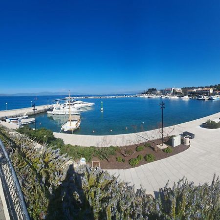 Apartmani Totic Malinska Buitenkant foto