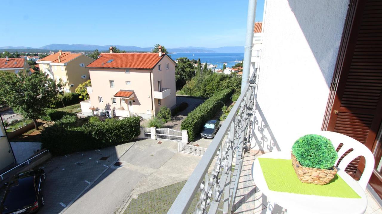Apartmani Totic Malinska Buitenkant foto