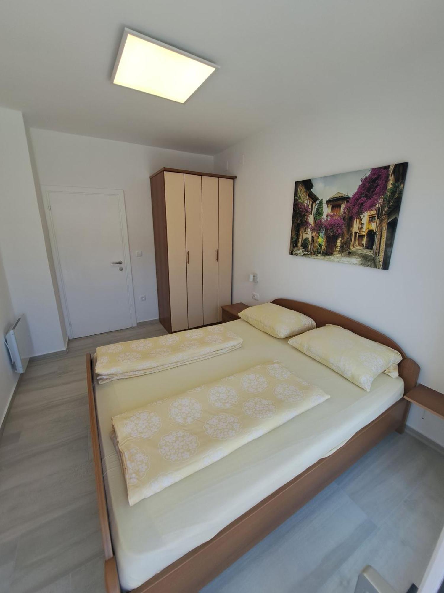 Apartmani Totic Malinska Buitenkant foto