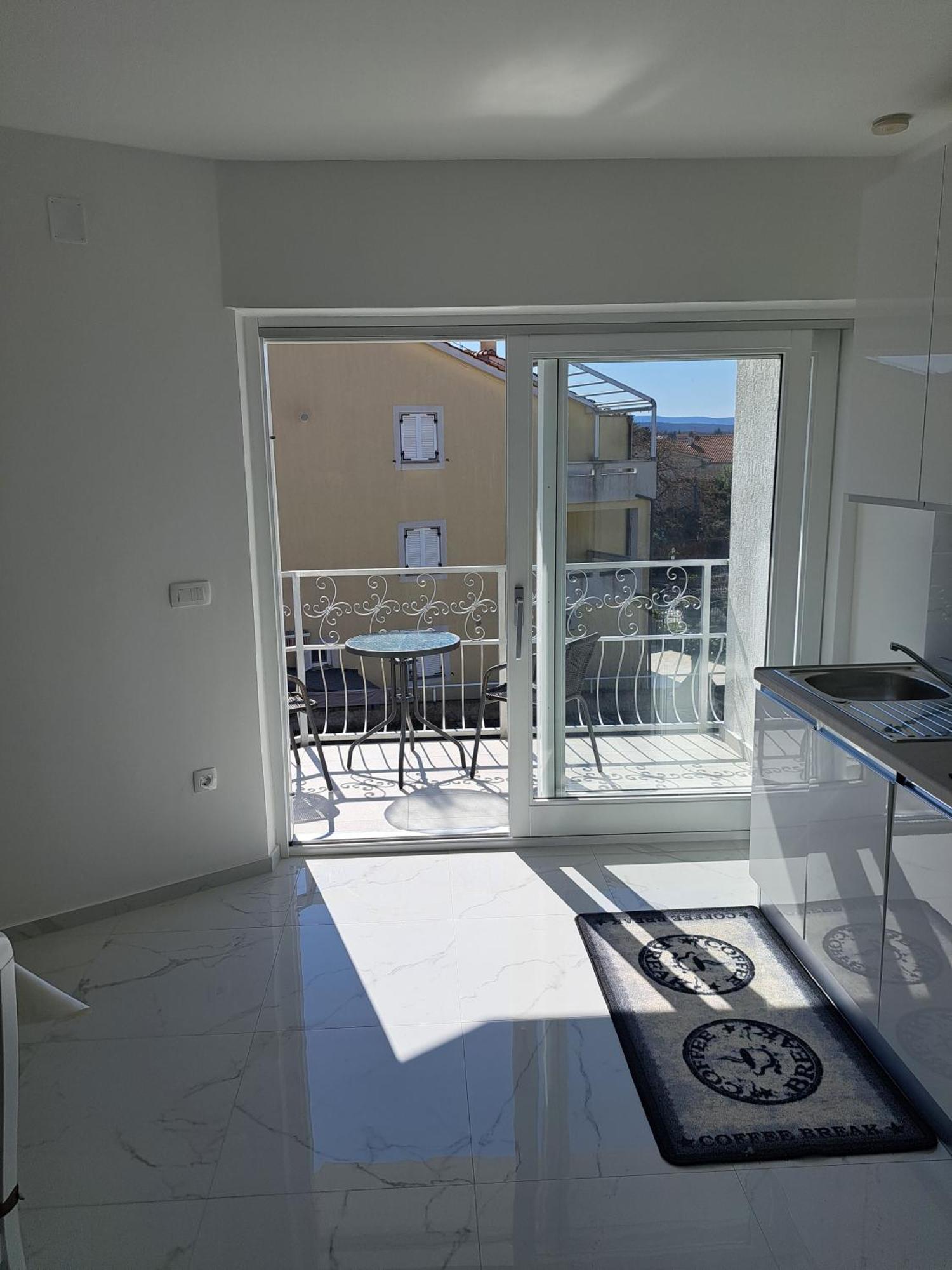 Apartmani Totic Malinska Buitenkant foto