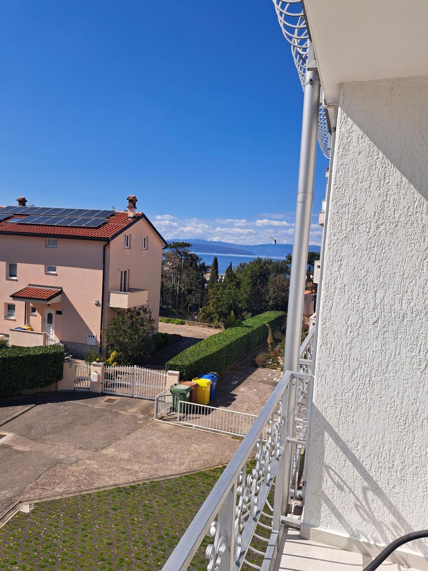 Apartmani Totic Malinska Buitenkant foto