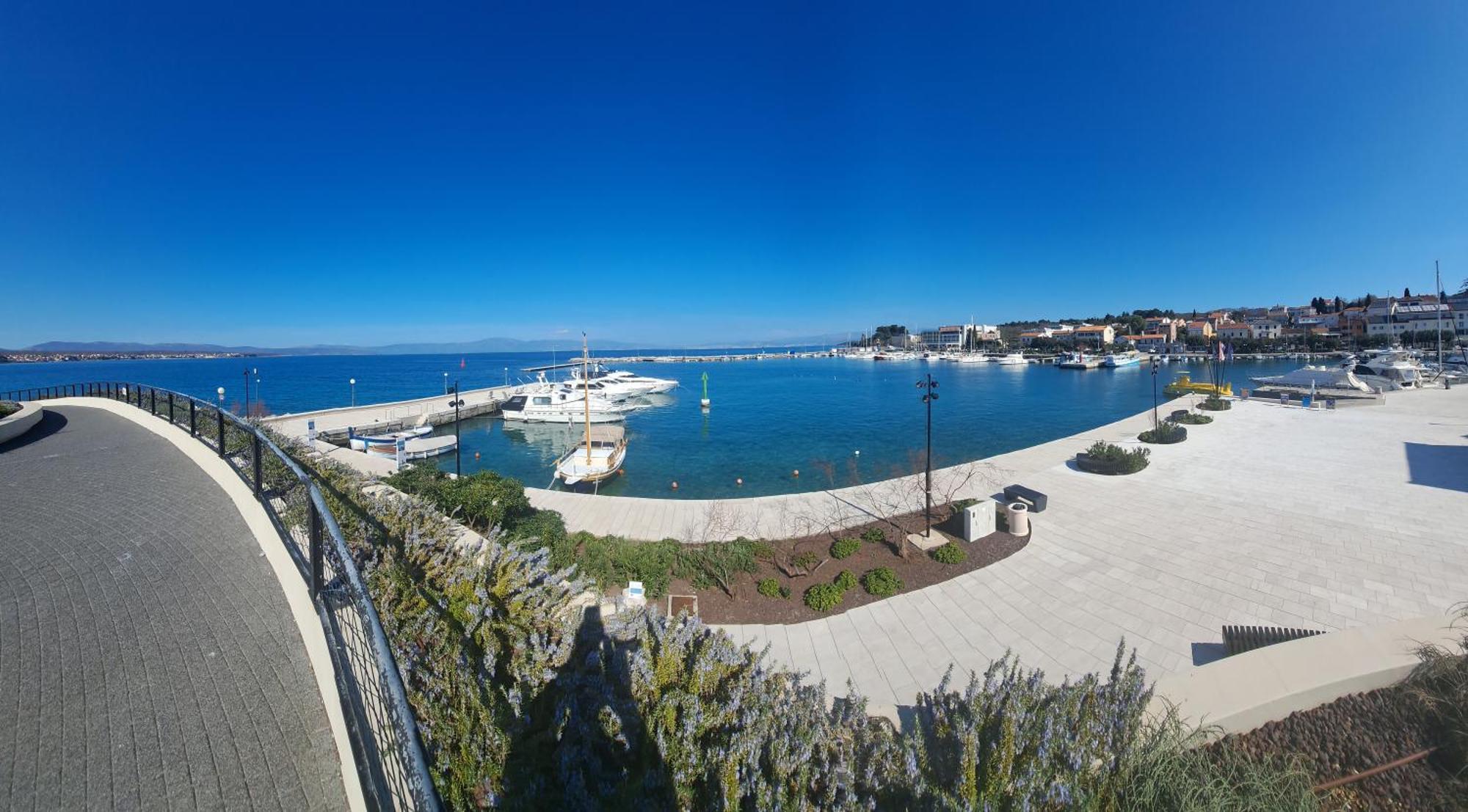 Apartmani Totic Malinska Buitenkant foto